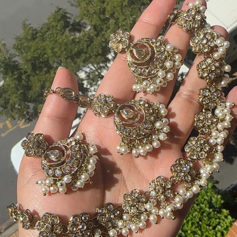Sonika Neckalce Set
