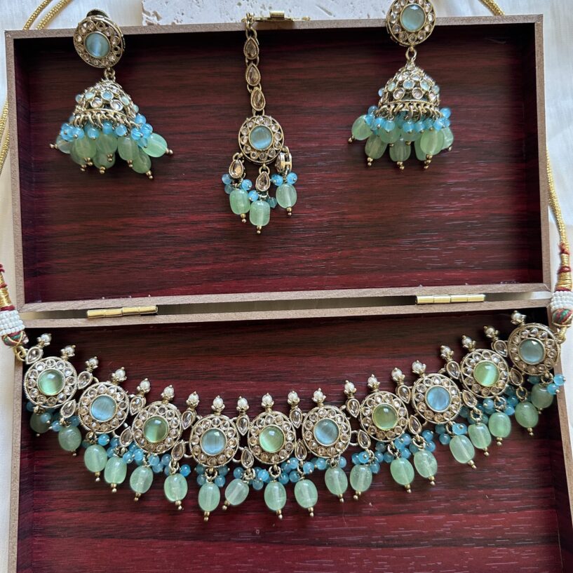 Ahana Necklace Set