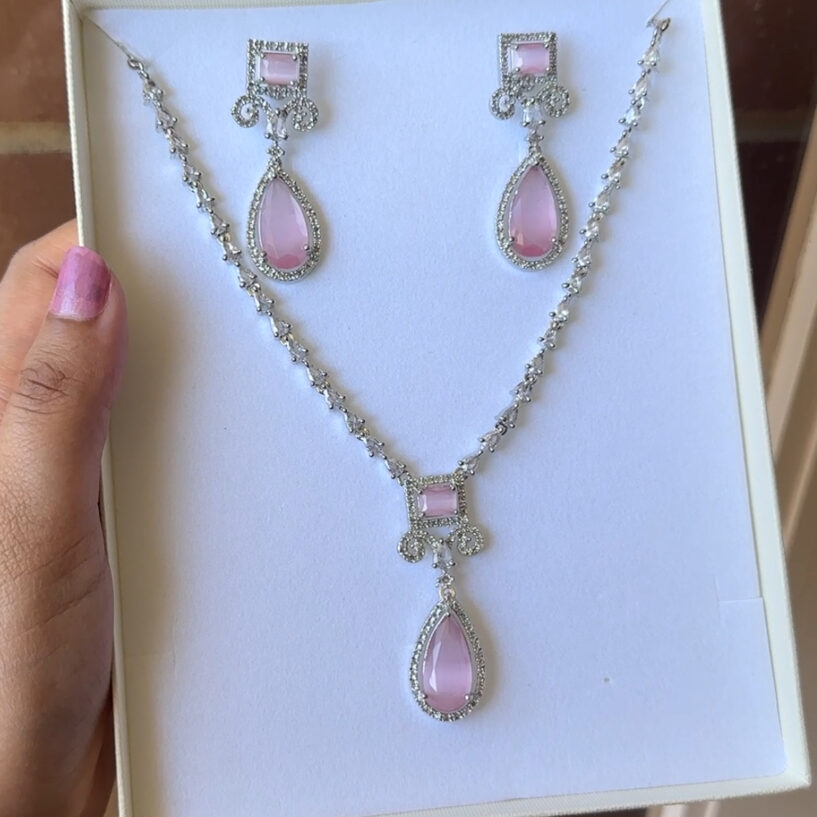 Alia Necklace Set - Pink