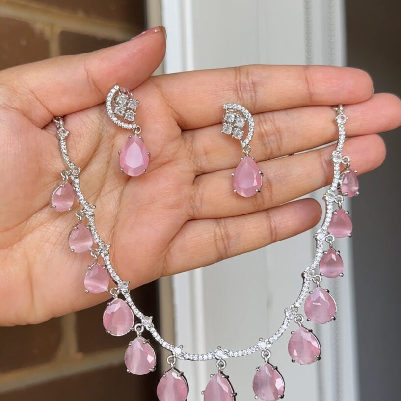 Sophia Necklace Set (Pink)