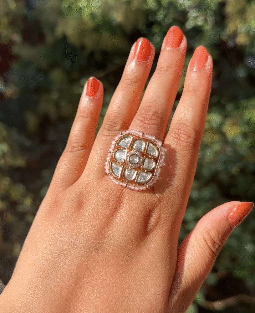 Aveera Ring (Baby Pink)