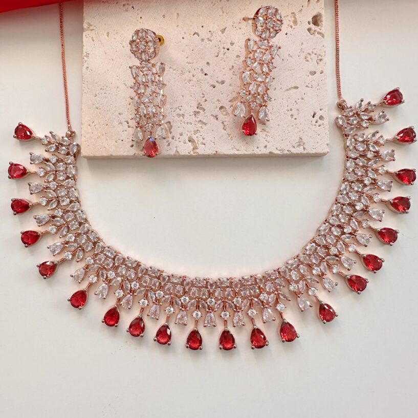 Ela Necklace Set (Maroon Red)