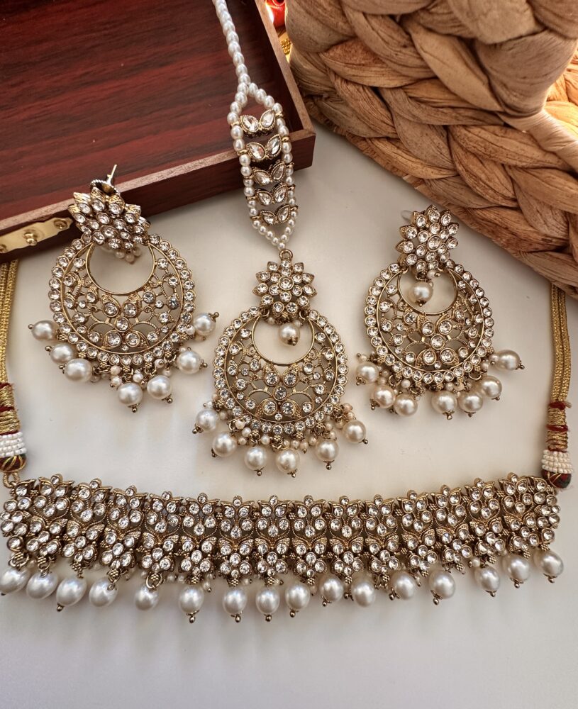 Shina Necklace Set
