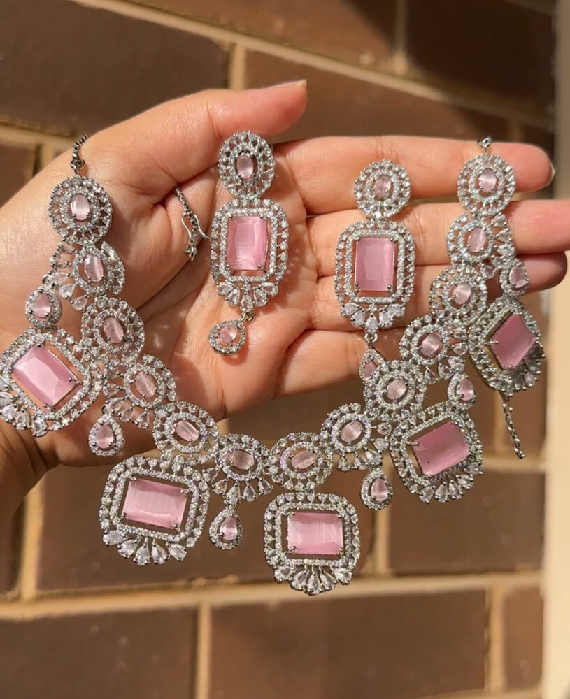 Tessa Necklace Set (Pink)