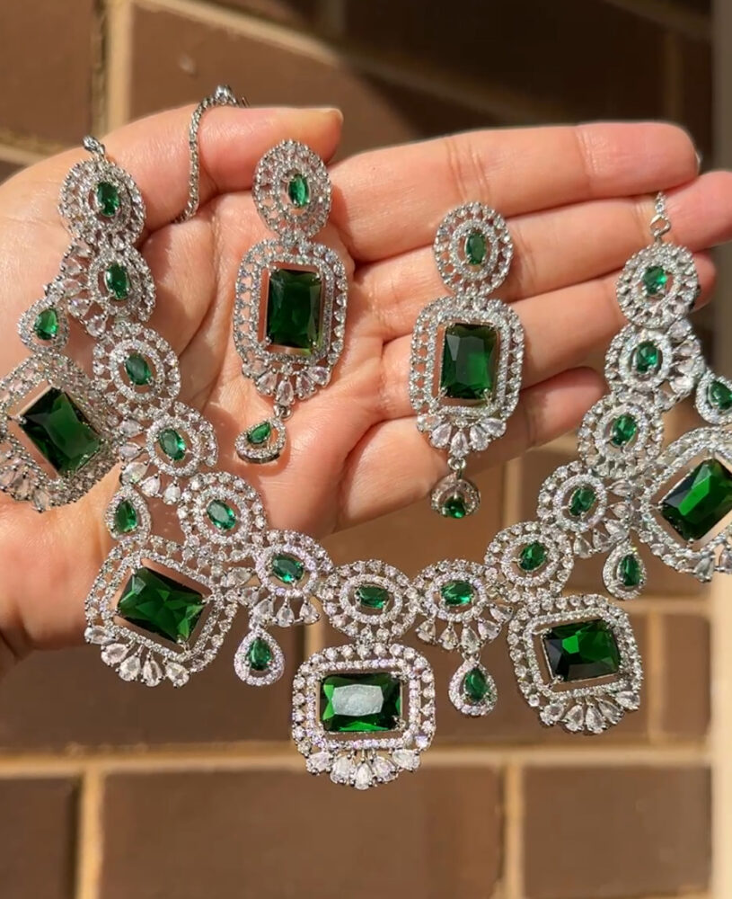 Tessa Necklace Set (Green)