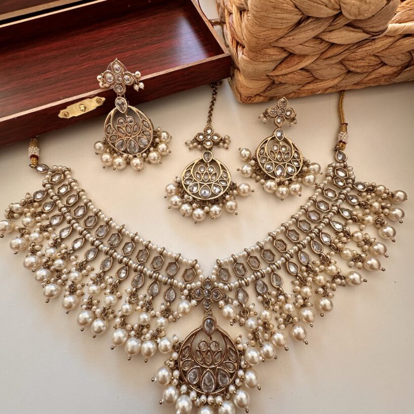 Parul 2 in 1 Choker necklace