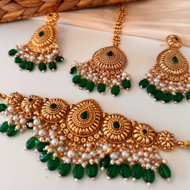Gurkirat Necklace Set (Green) - Image 3