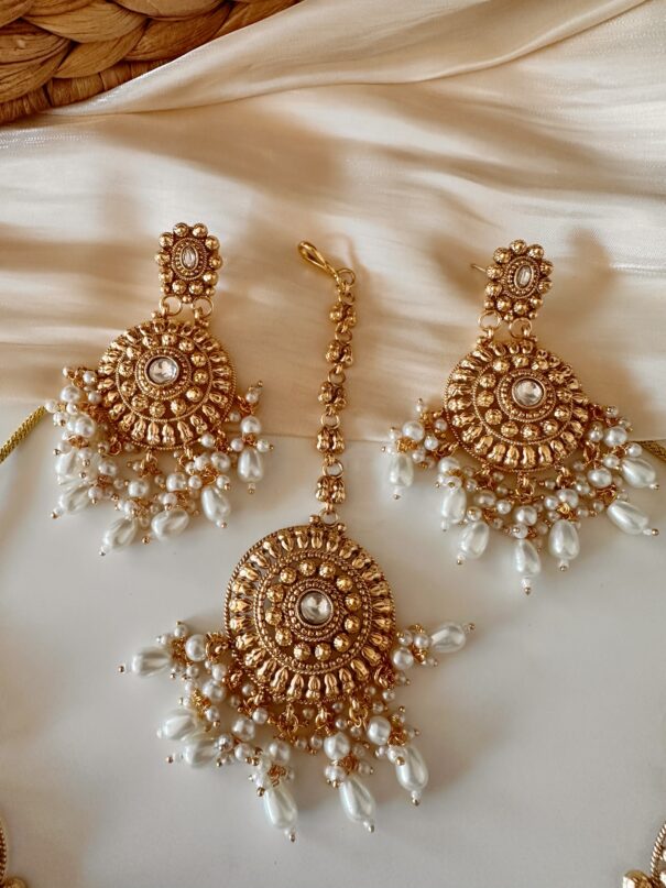 Harman Necklace Set - Image 2