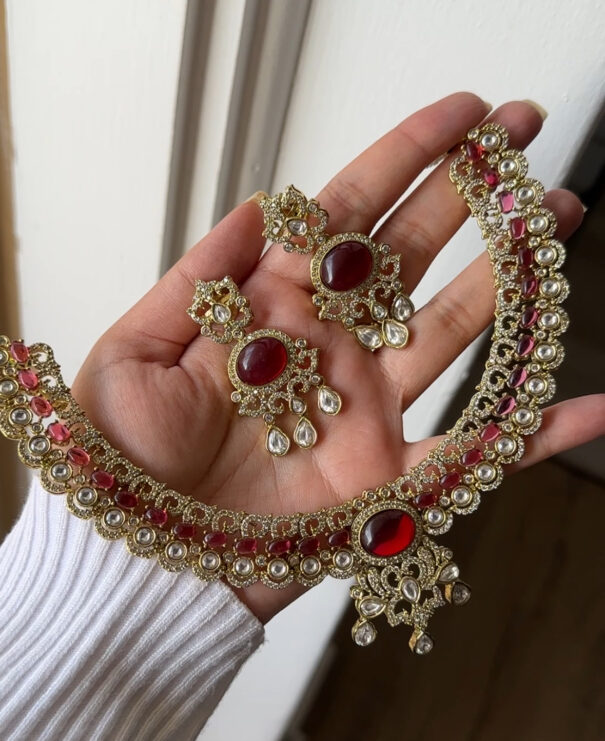 Laachi Necklace Set - Image 3