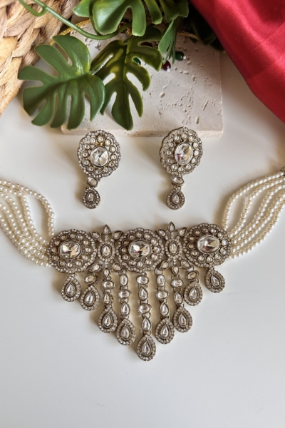 Sahiba Necklace Set(GoldenWhite)