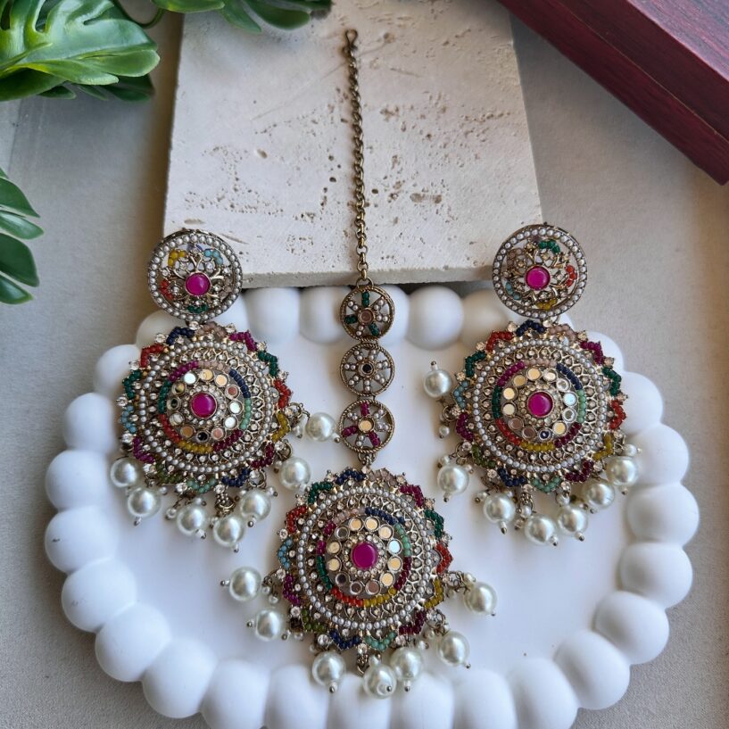 Niti Earrings Tika Set (Multicolor)