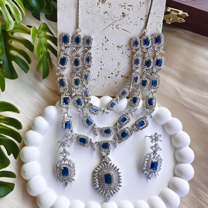 Three Layer Ad Necklace Set (Blue)