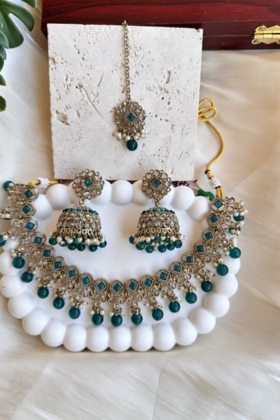 Pihu Necklace set