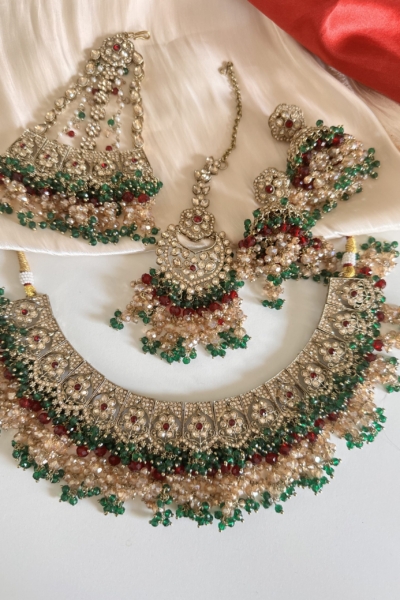 Amara Necklace Set with Passa (Red-Green)