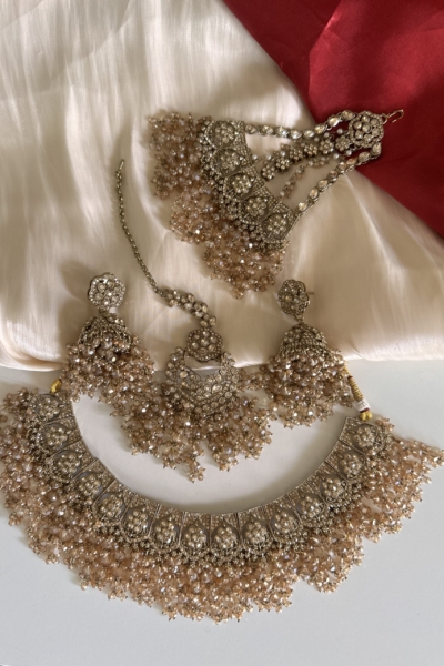 Amara Necklace with Passa (Golden)