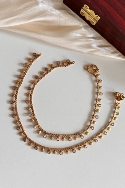 Rabia Anklets/Payal (Golden)