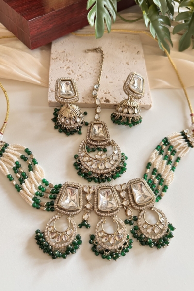 Bebo Necklace Set