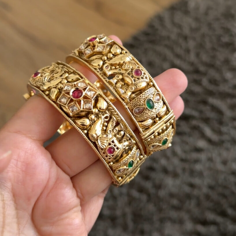 Harini Bangles Set(pair of 2)