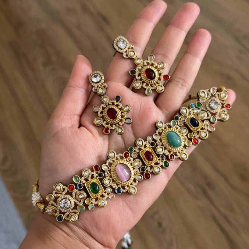 Pooja Navratan Necklace Set